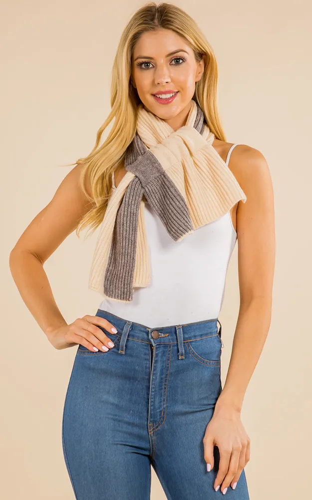 GAO4218 Two Tone Knit Scarf with/Loop