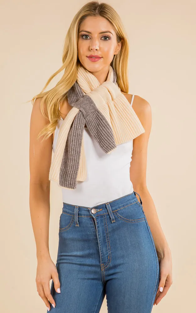 GAO4218 Two Tone Knit Scarf with/Loop