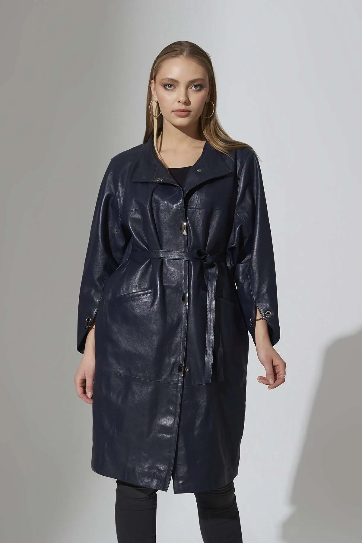  Ladies 3/4 Oversized Leather Coat